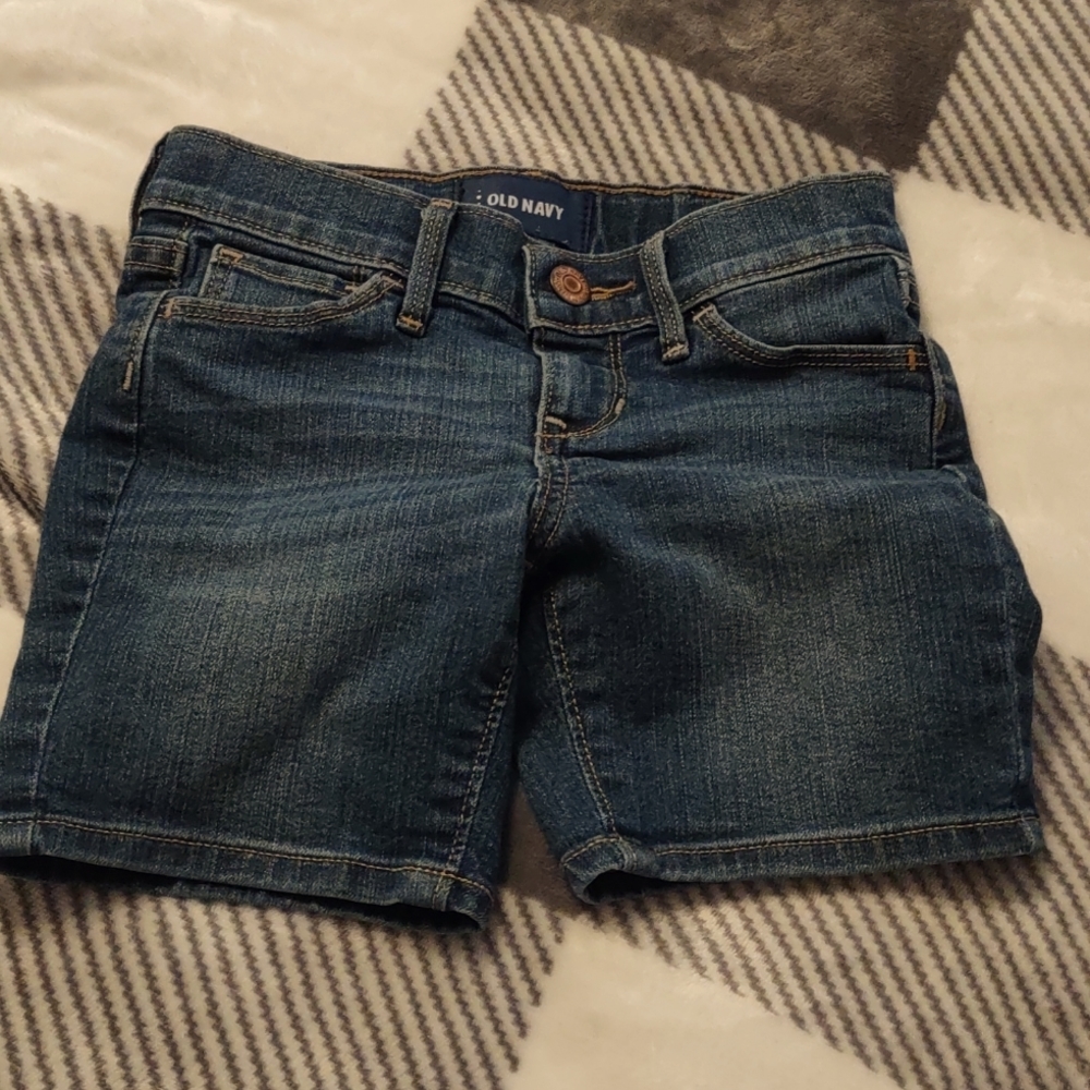 Kids Old Navy adjustable denim shorts, size 5 regular